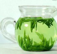 喝绿茶防电脑辐射么,喝绿茶的功效与好处